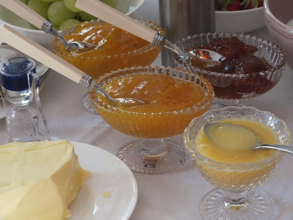 Bed&Breakfast Wagner "Im Alten Pfarrhaus" Neuruppin Zewnętrze zdjęcie