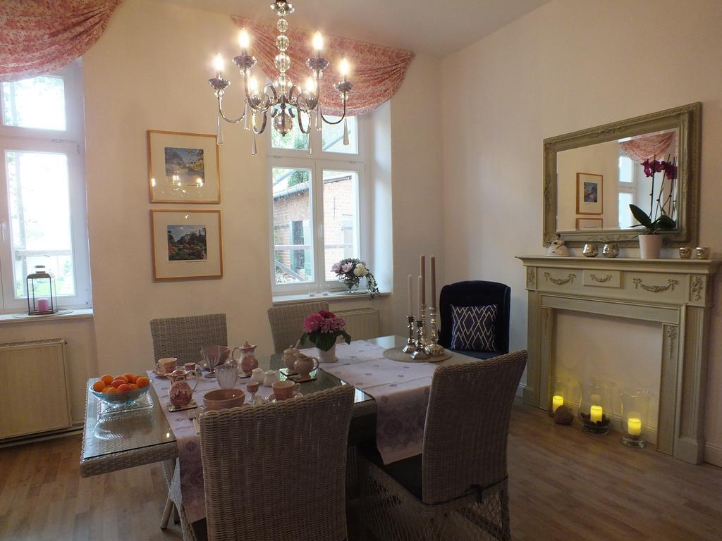 Bed&Breakfast Wagner "Im Alten Pfarrhaus" Neuruppin Zewnętrze zdjęcie